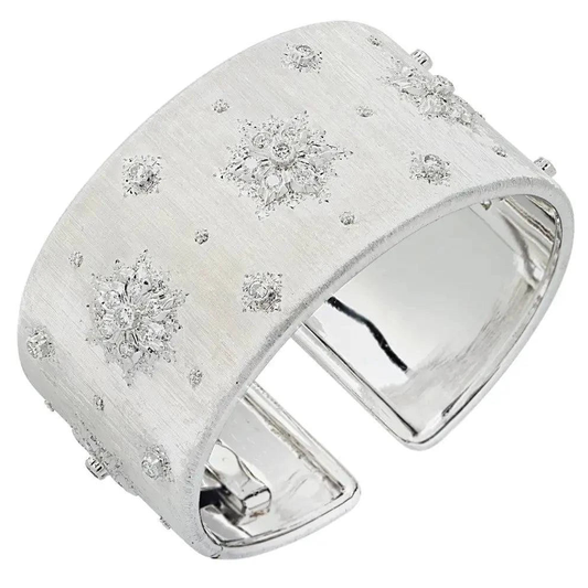 Buccellati Italy 1980s 18KT White Gold Diamond Bracelet front