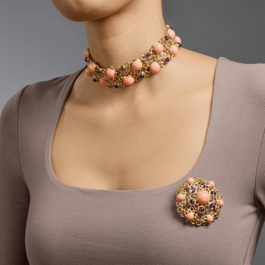 Van Cleef & Arpels France 1970s 18KT Yellow Gold Amethyst & Coral Résille Suite on neck and blouse