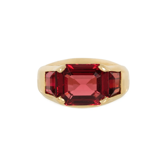 Bulgari Italy 1970s 18KT Yellow Gold Spinel Ring front