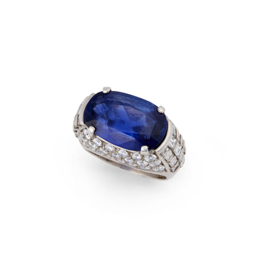 Bulgari Post-1980s 18KT White Gold Sapphire & Diamond Ring front