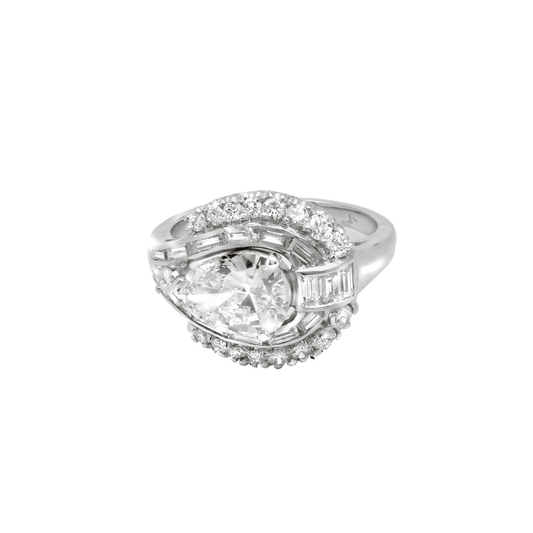 Post-1980s Platinum Diamond Ring front