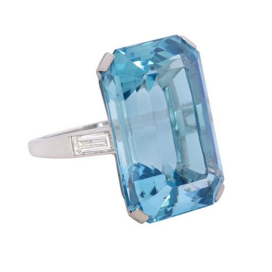 Post-1980s Platinum Aquamarine & Diamond Ring side