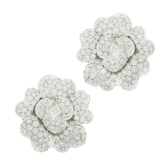 Post-1980s 18KT White Gold Diamond Flower Earrings front