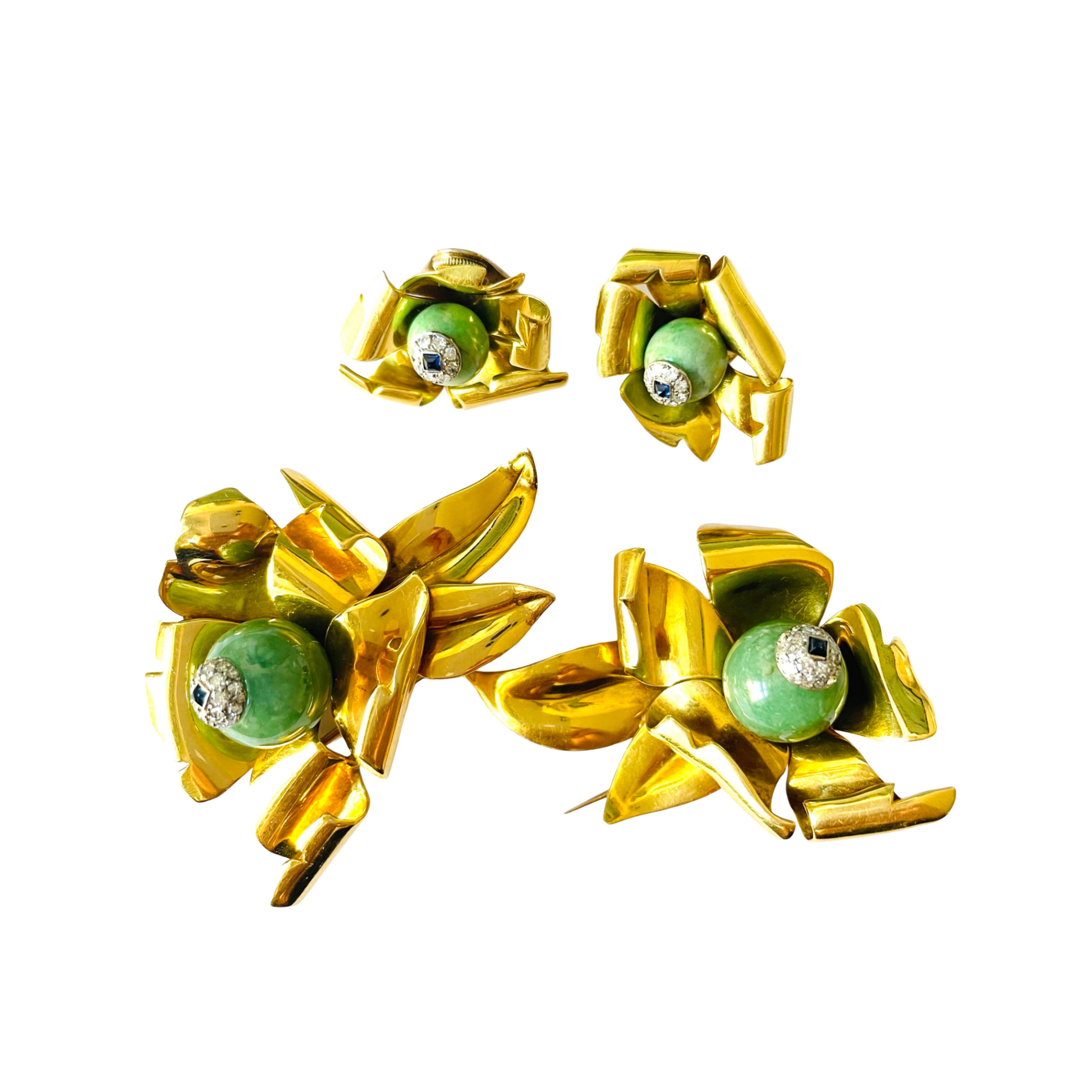 1950s 18KT Yellow Gold Aventurine, Diamond, Sapphire Set front