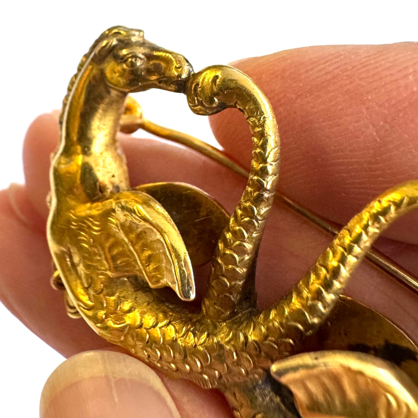 Art Nouveau 14KT Yellow Gold Natural Pearl Hippocampi Brooch close-up details