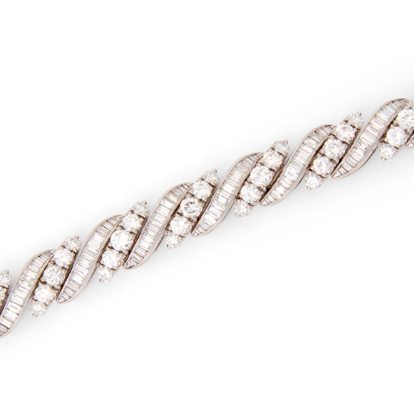 Retro 18KT White Gold Diamond Bracelet close-up 