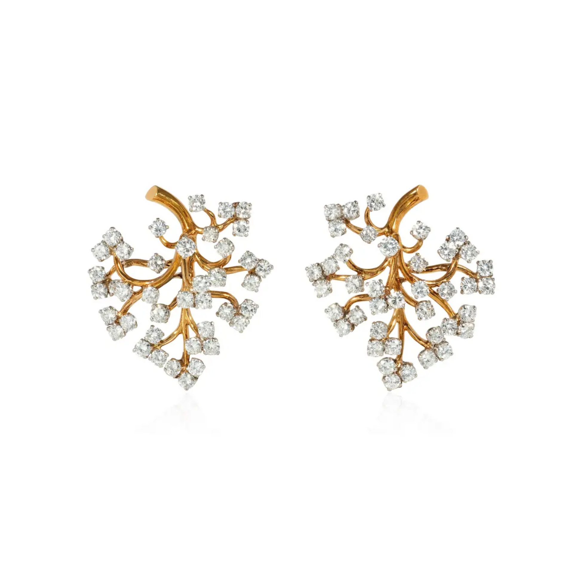 Van Cleef & Arpels France 1950s 18KT Yellow Gold Diamond Earrings front
