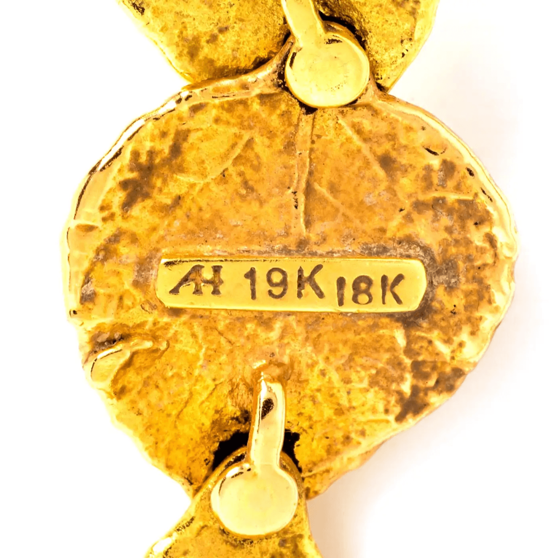 Aaron Henry Post-1980s 18KT & 19KT Yellow Gold Leaf Necklace signature