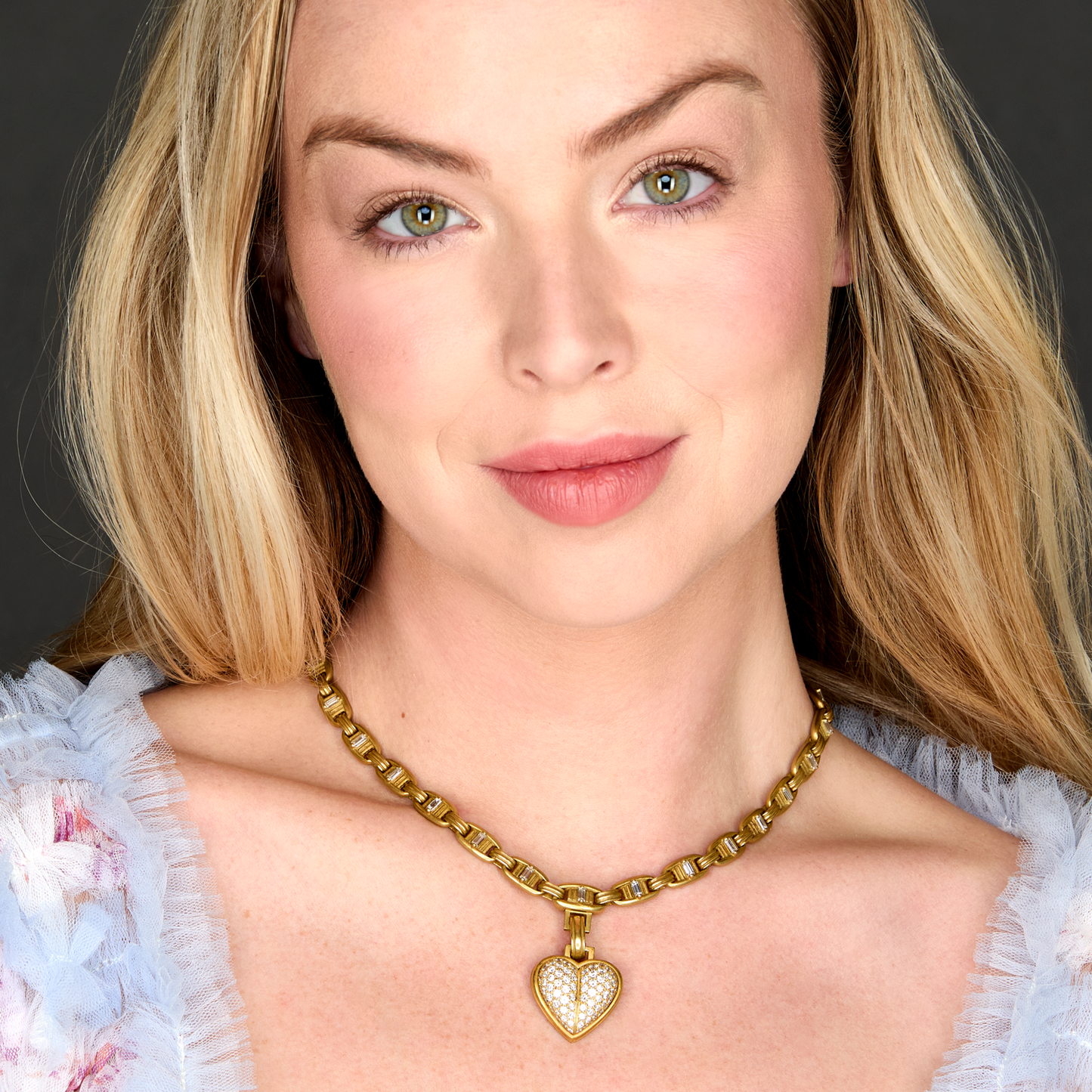 Kieselstein-Cord Post-1980s 18KT Yellow Gold Diamond Heart Necklace on neck