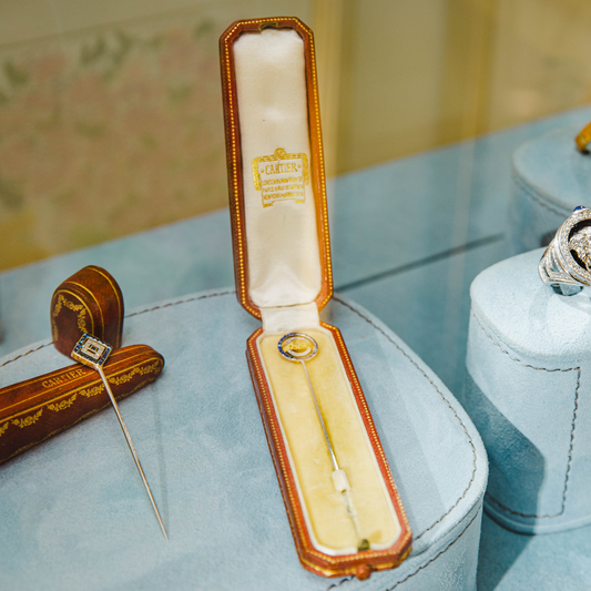 Cartier Paris Art Deco 18KT White Gold Sapphire & Diamond Stickpin with case