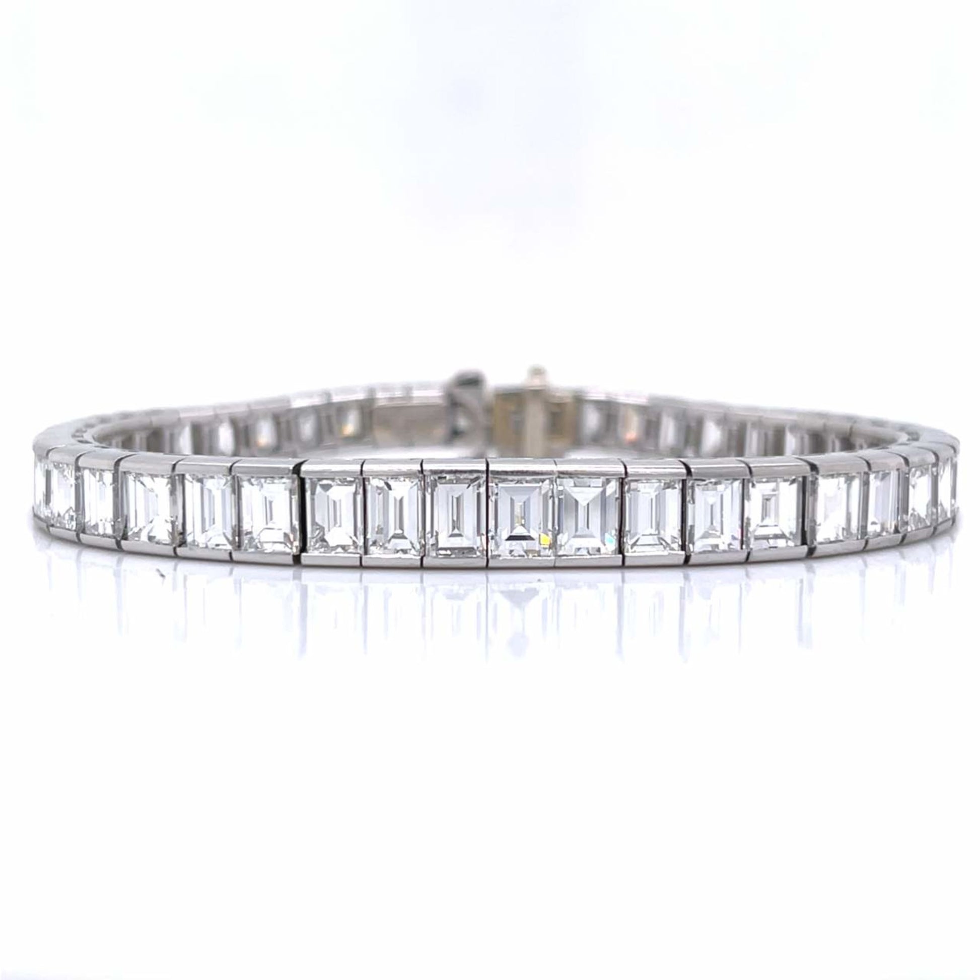 David Webb 1980s 18KT White Gold & Platinum Diamond Bracelet front