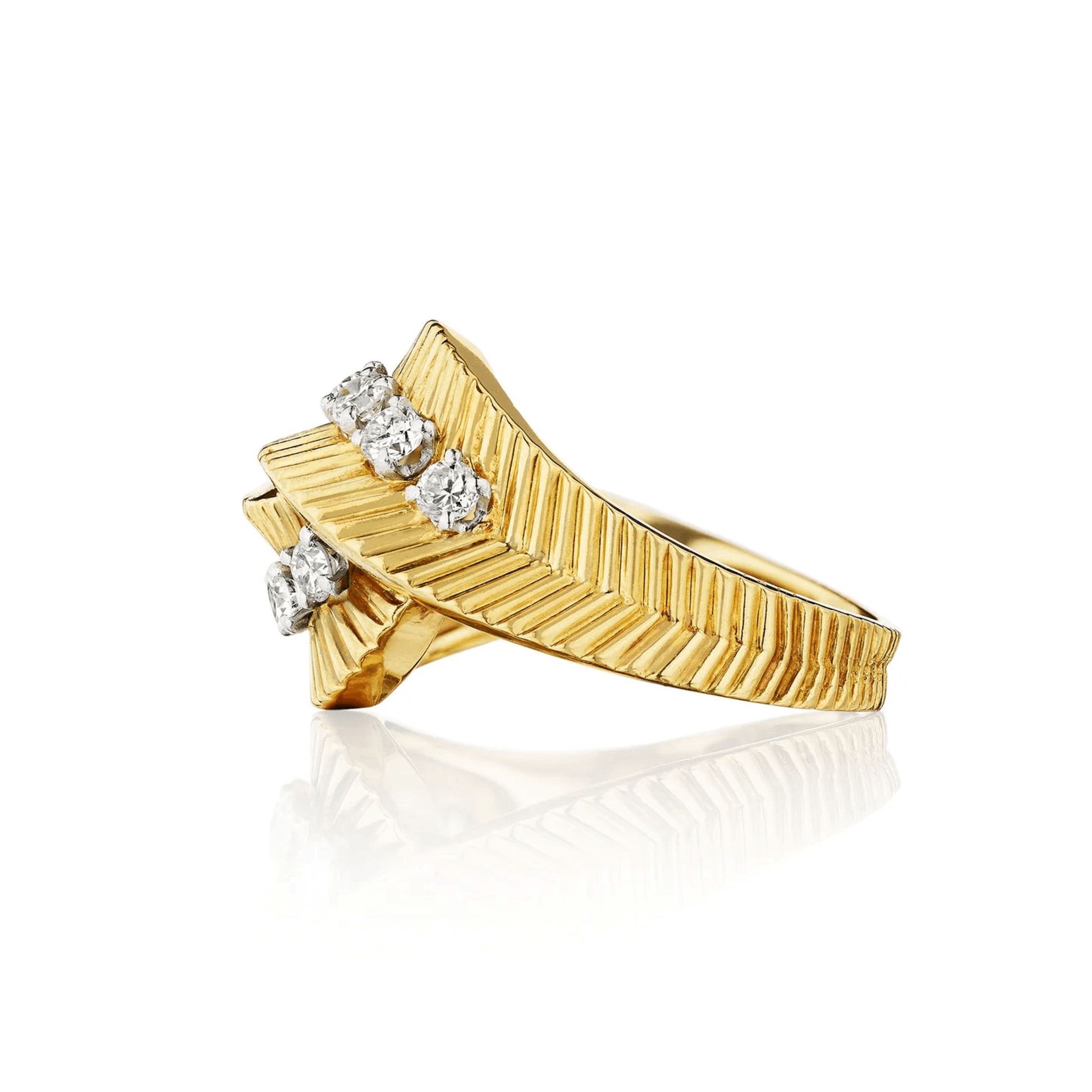 Van Cleef & Arpels Paris 1960s 18KT Yellow Gold Diamond Ring side