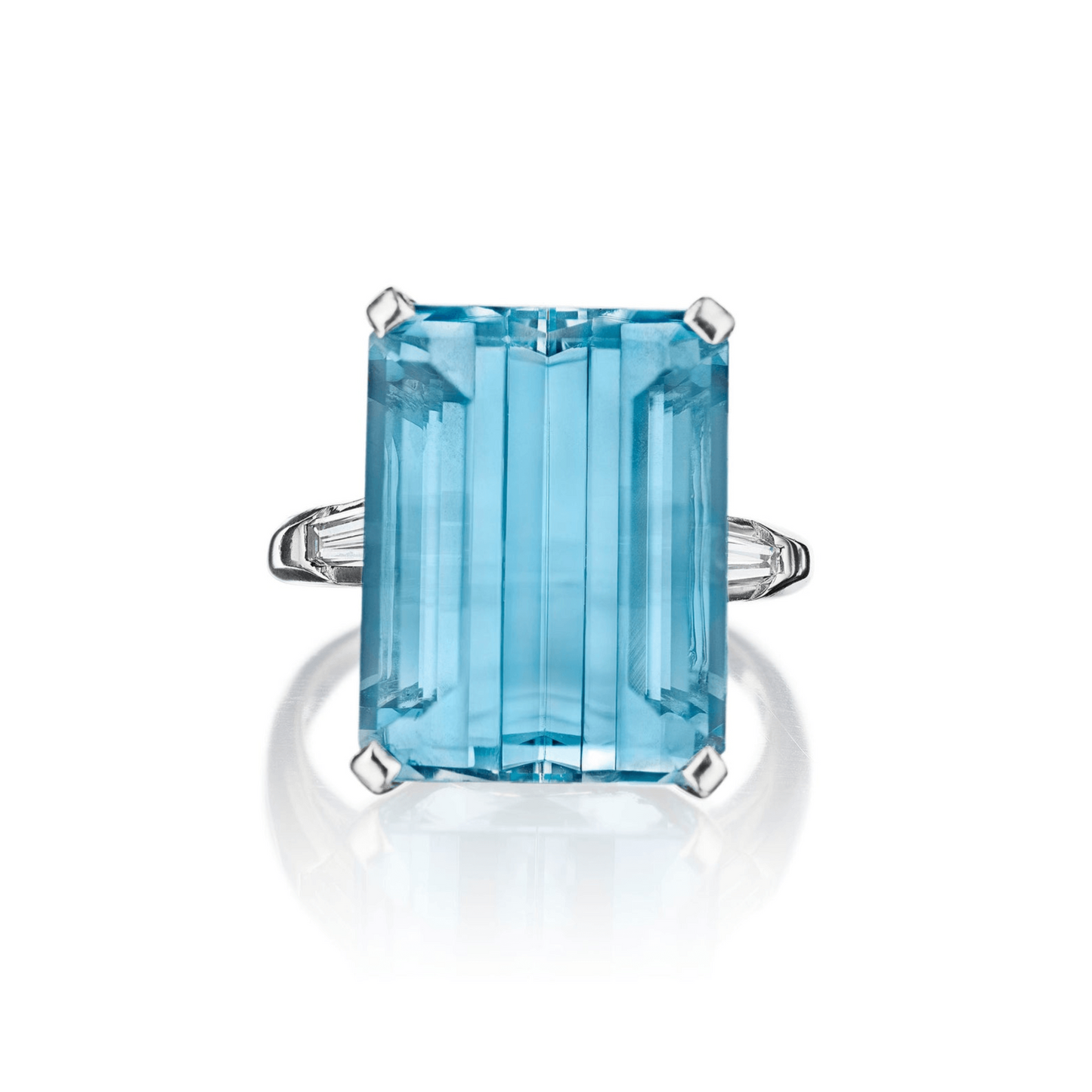 Oscar Heyman Bros. 1950s Platinum Aquamarine & Diamond Ring front