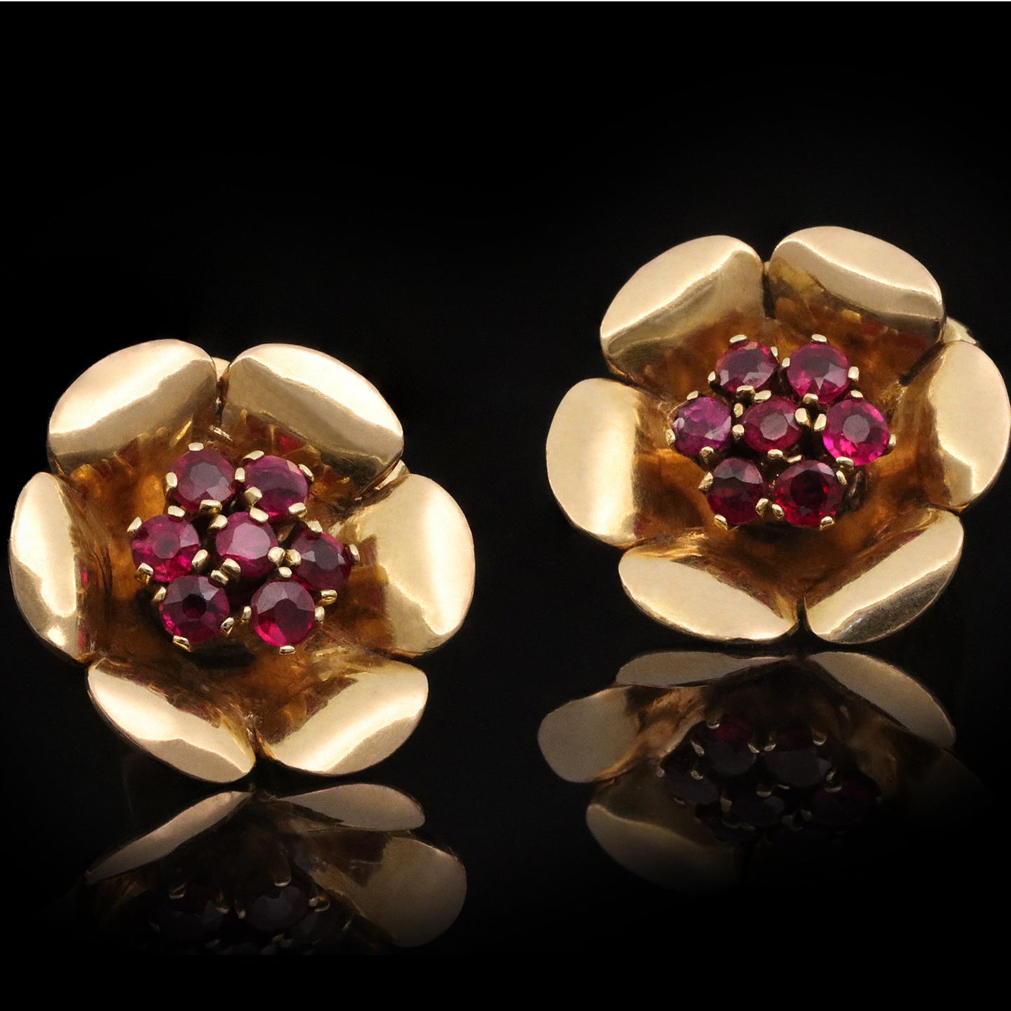 French 1940s 18KT Yellow Gold Ruby Earrings front