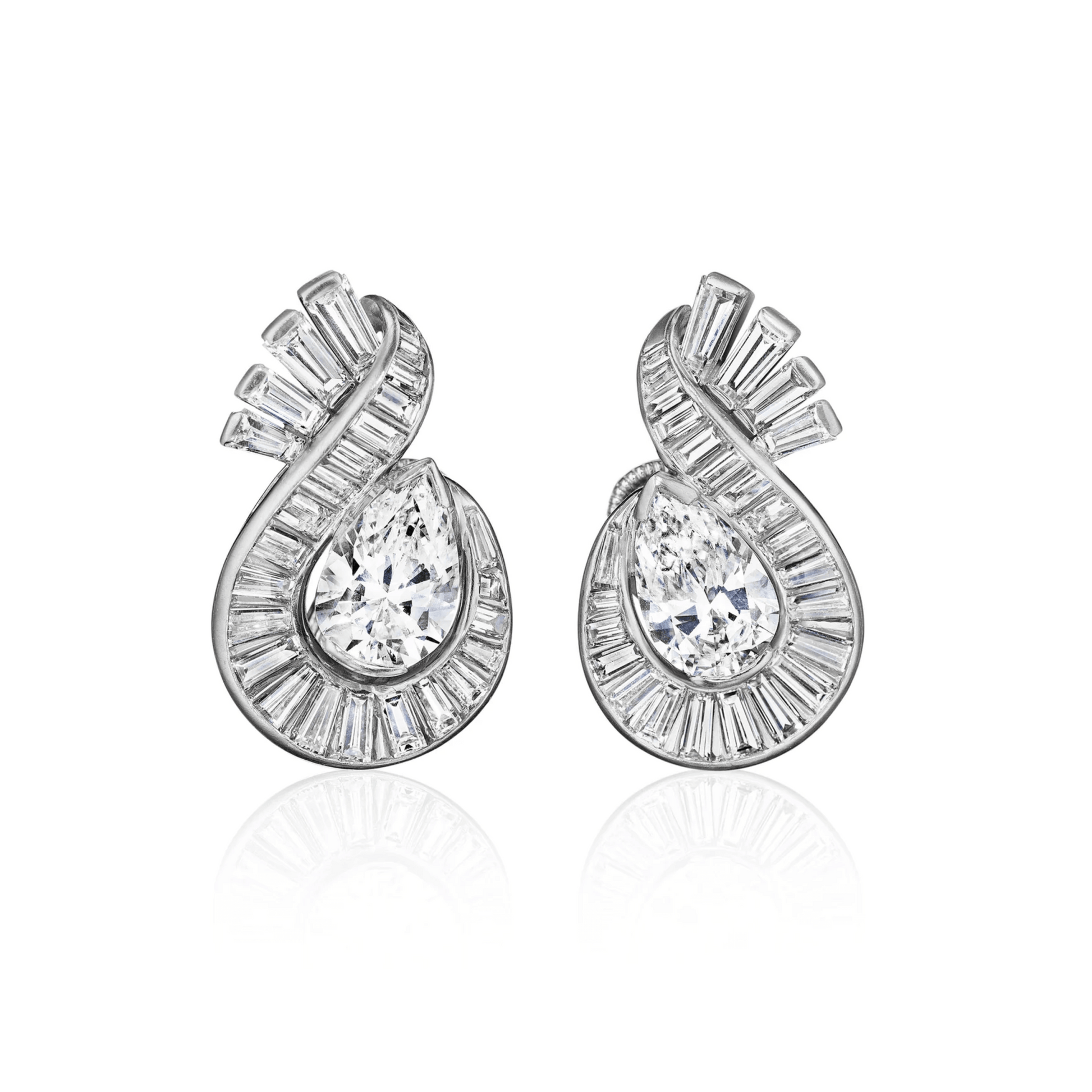 Oscar Heyman Bros. 1950s Platinum Diamond Earrings front