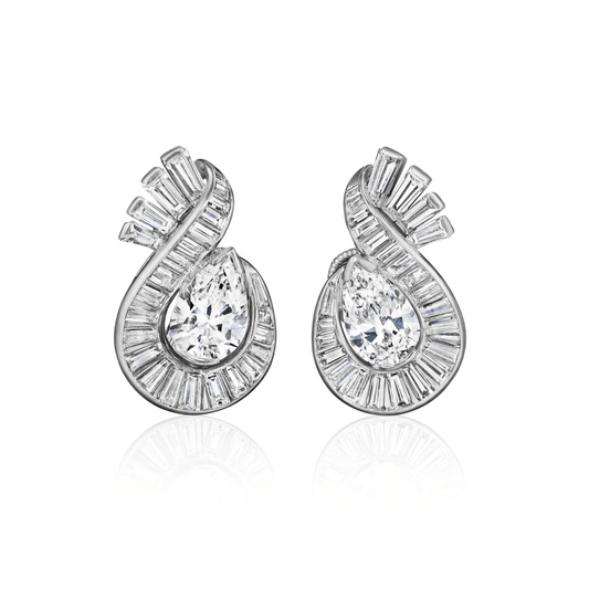 Oscar Heyman Bros. 1950s Platinum Diamond Earrings front