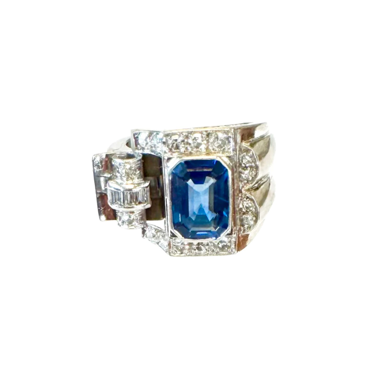 1930s Platinum Sapphire & Diamond Ring front