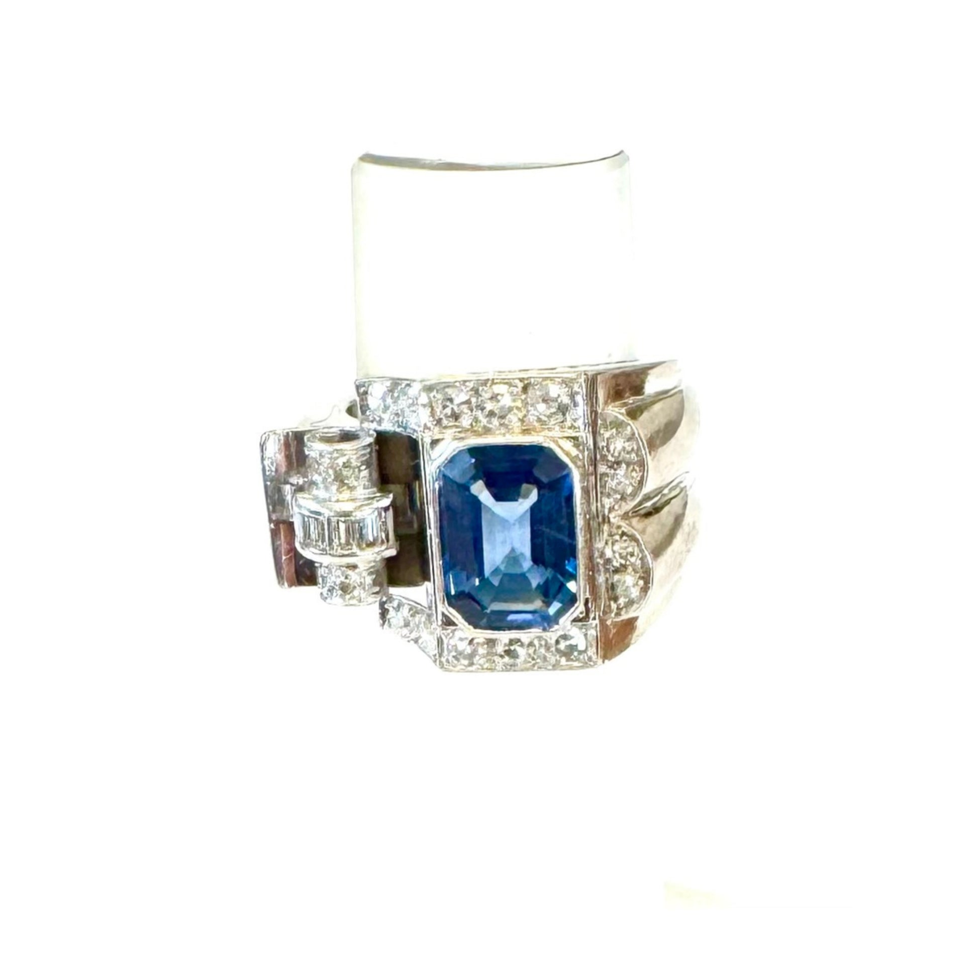 1930s Platinum Sapphire & Diamond Ring front