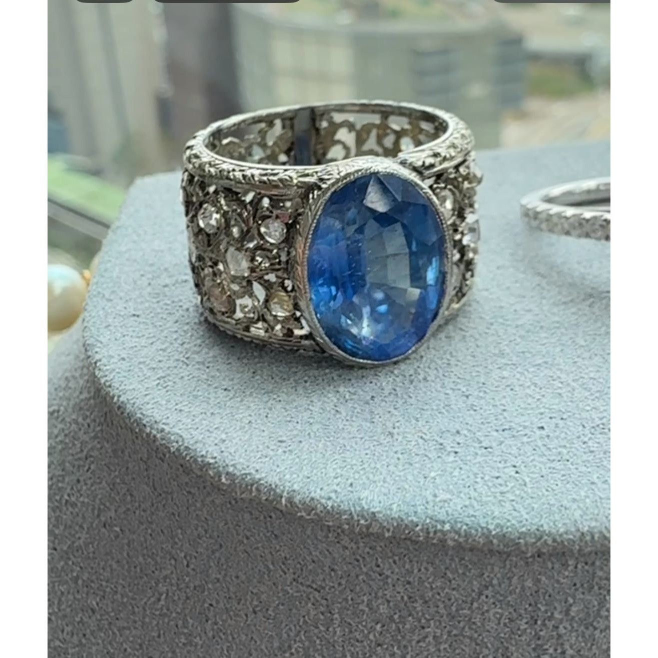 Buccellati 1950s 18KT White Gold Sapphire & Diamond Ring front