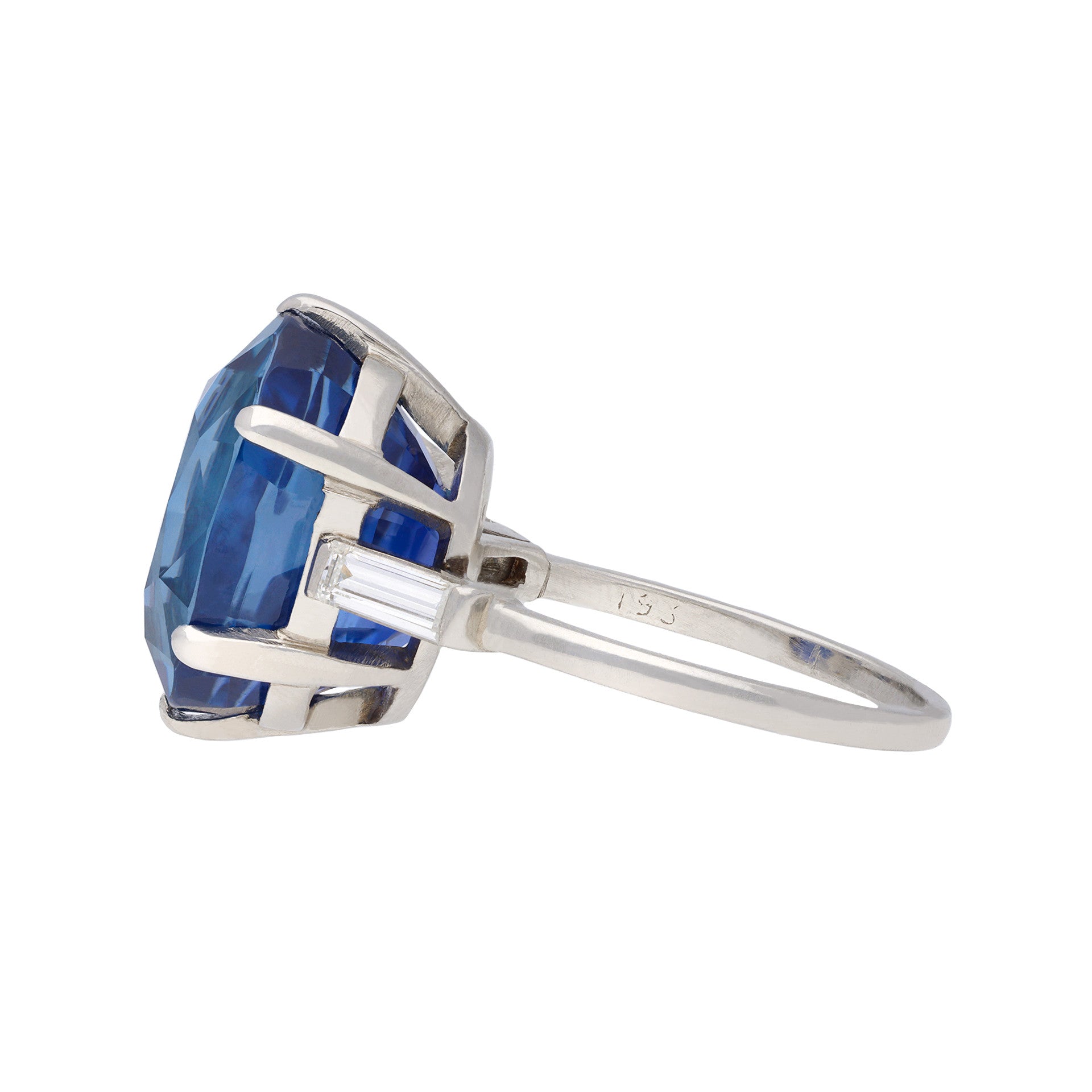 Van Cleef & Arpels French 1930s Platinum Sapphire & Diamond Ring side