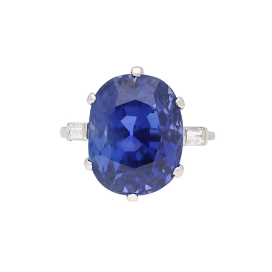 Van Cleef & Arpels French 1930s Platinum Sapphire & Diamond Ring front