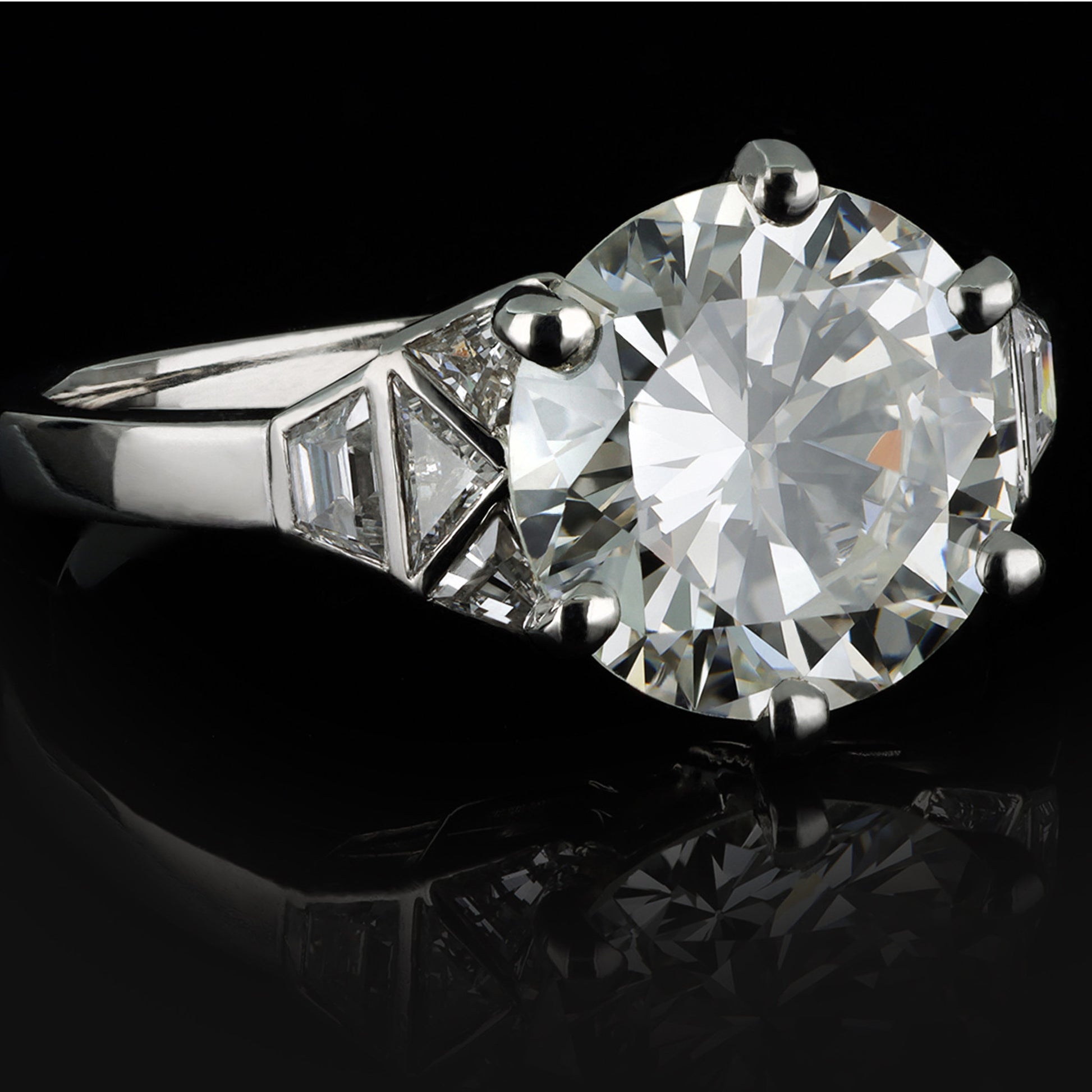 Bulgari 1950s Platinum Diamond Ring front