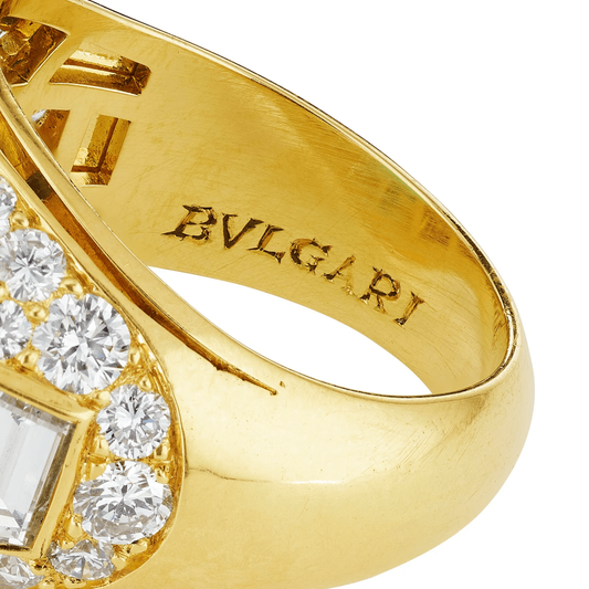 Bulgari 1980s 18KT Yellow Gold Emerald & Diamond Trombino Ring signature