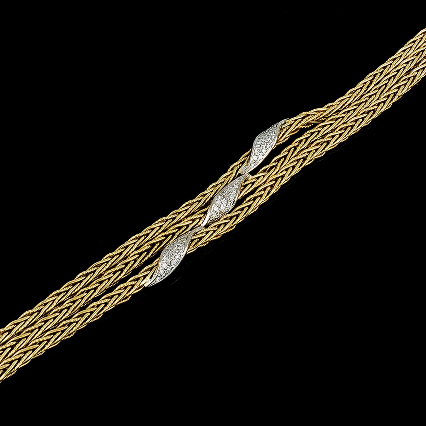 Garrard & Co. English 1970s 18KT Yellow Gold Diamond Bracelet front
