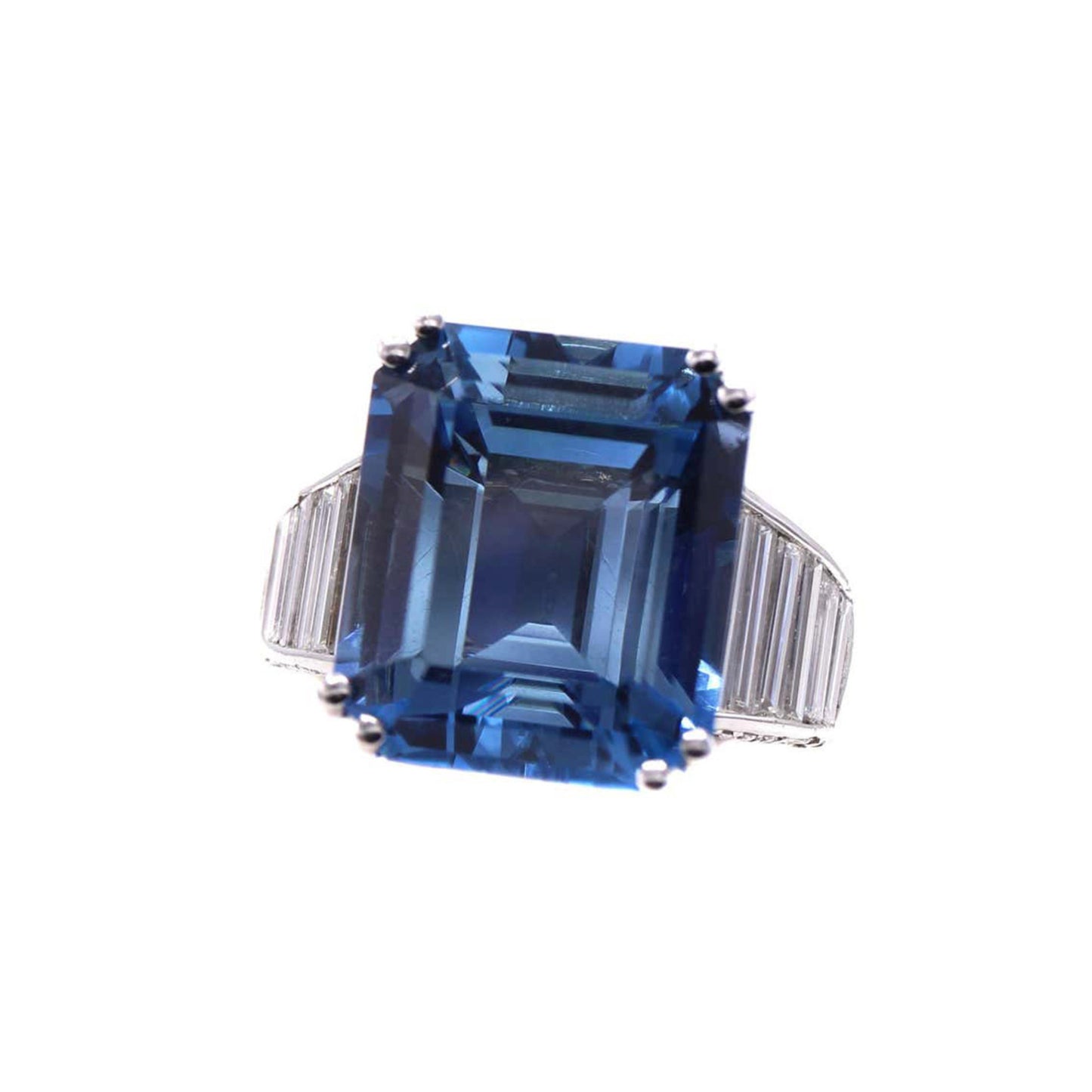 Post-1980s 18KT White Gold Aquamarine & Diamond Ring front