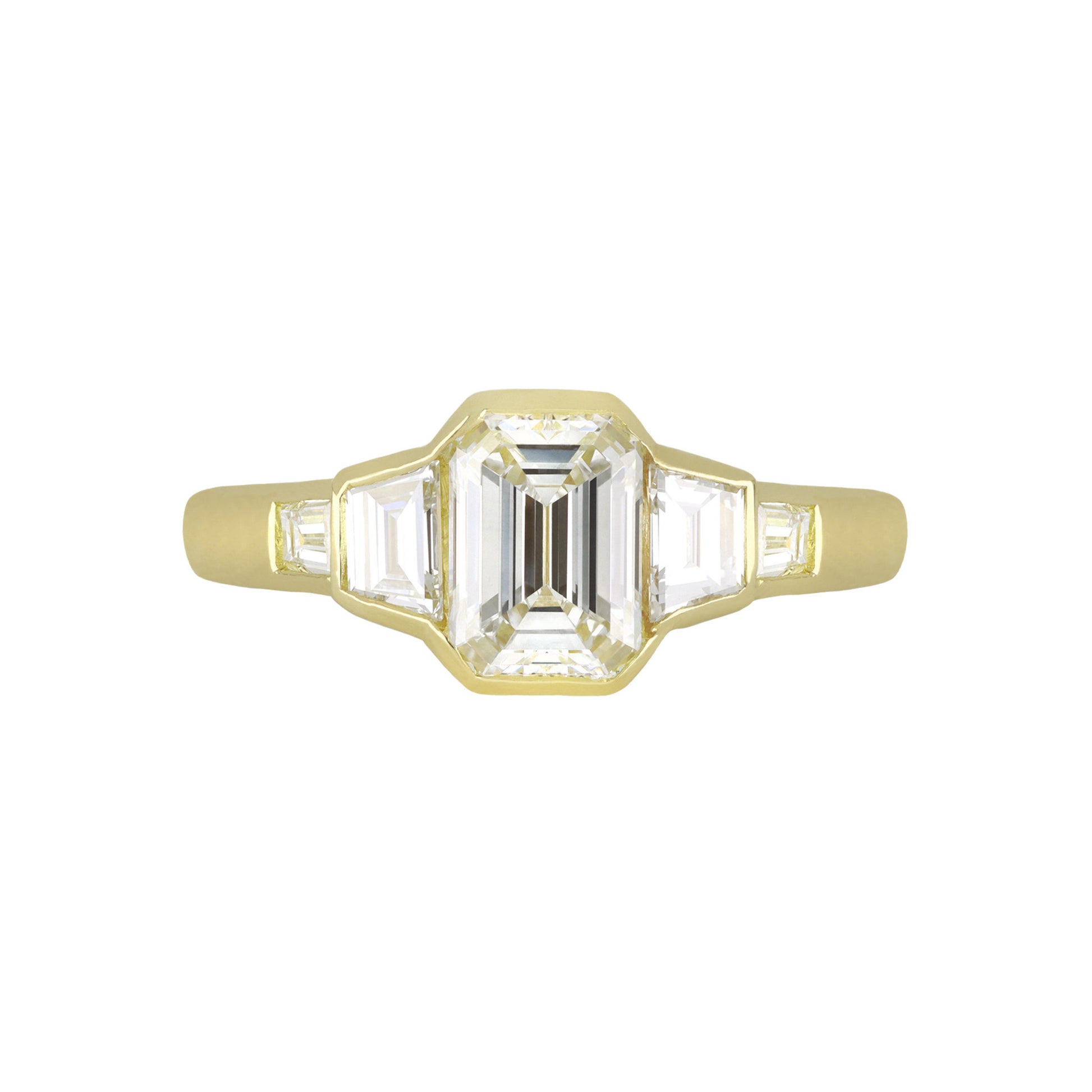 1970s 18KT Yellow Gold Diamond Ring front