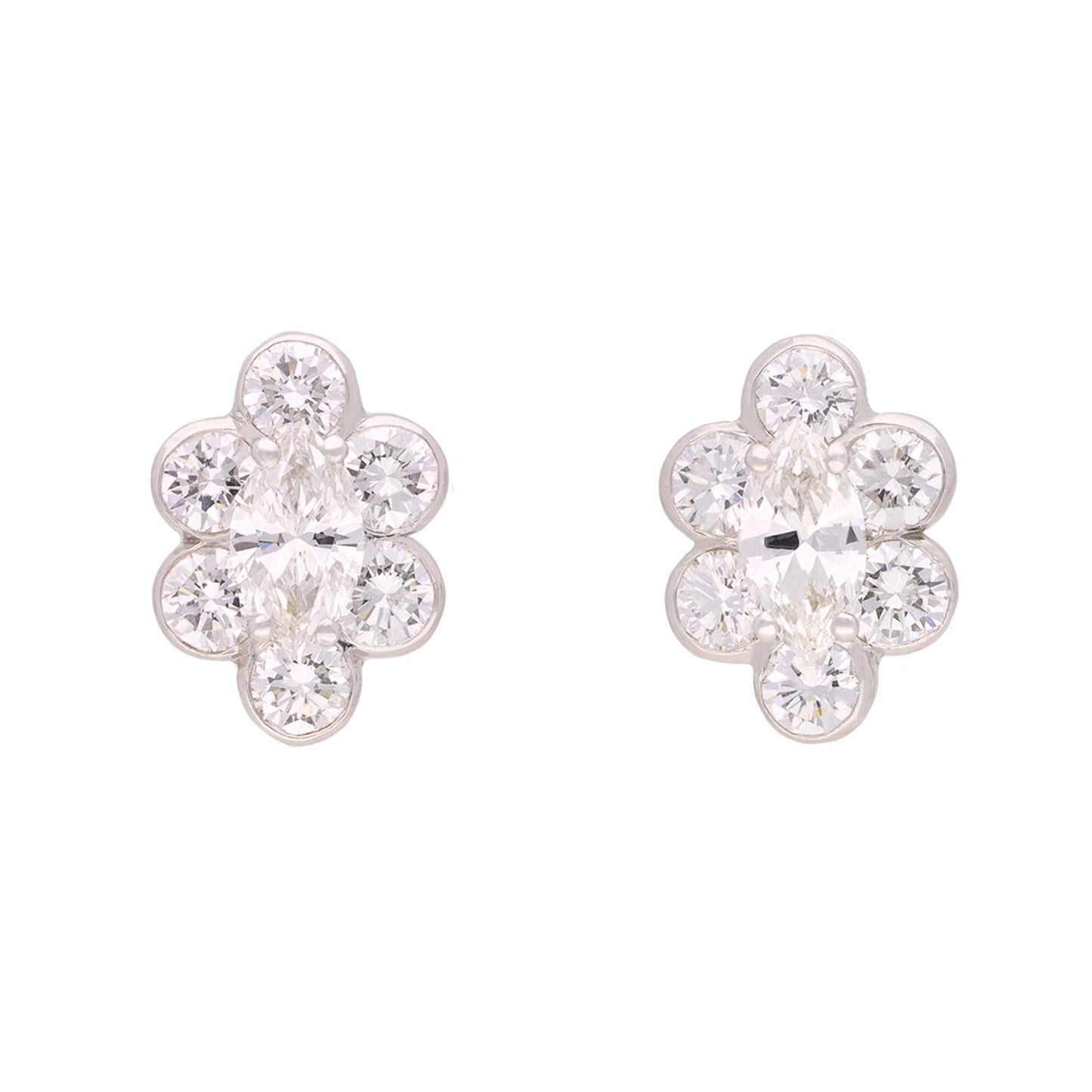 1970s 18KT White Gold Diamond Earrings front