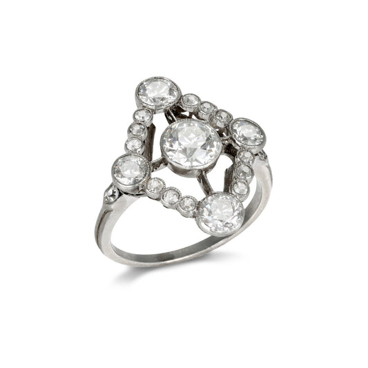 French Art Deco Platinum Diamond Ring front
