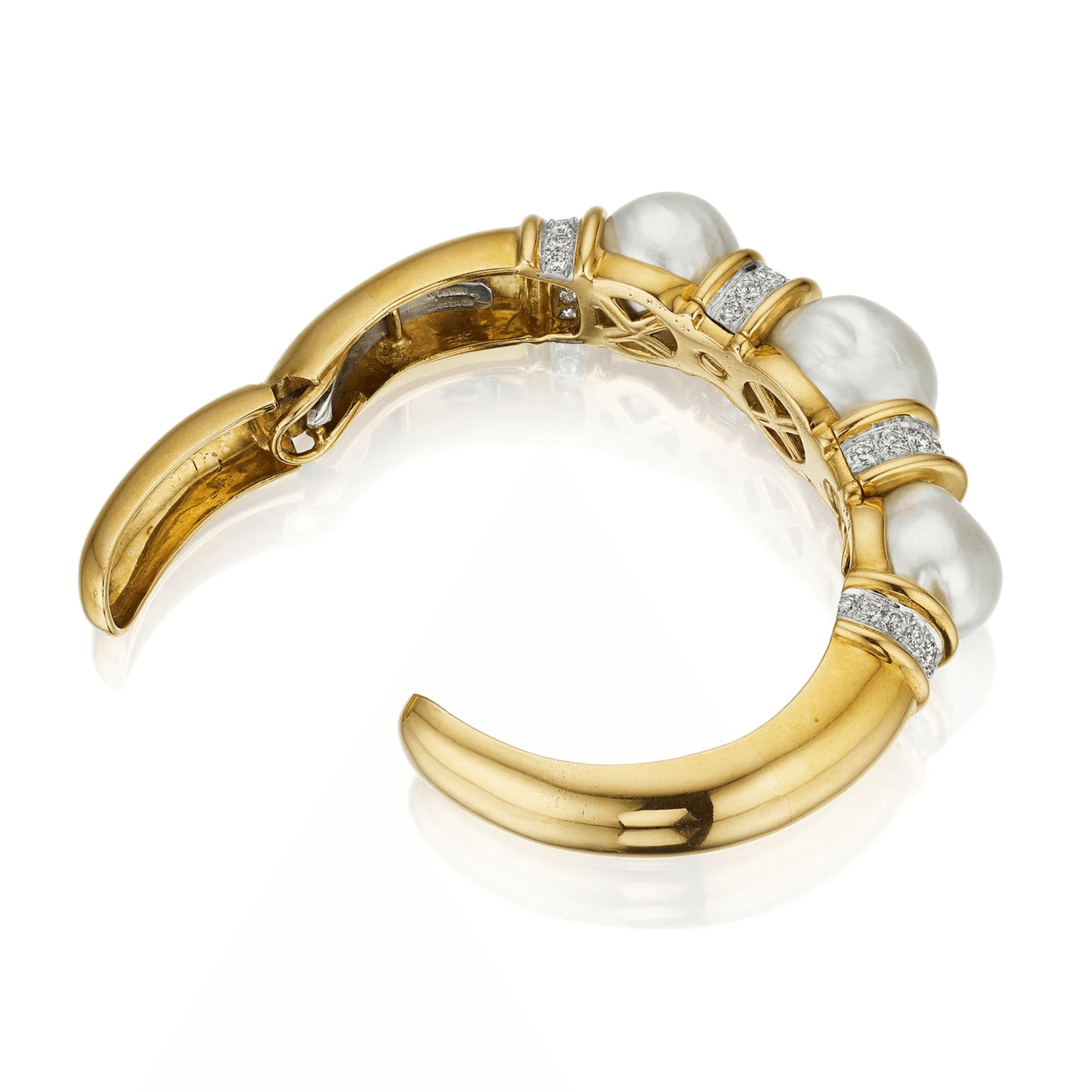 David Webb 1970s Platinum & 18KT Yellow Gold Cultured Pearl Bracelet side