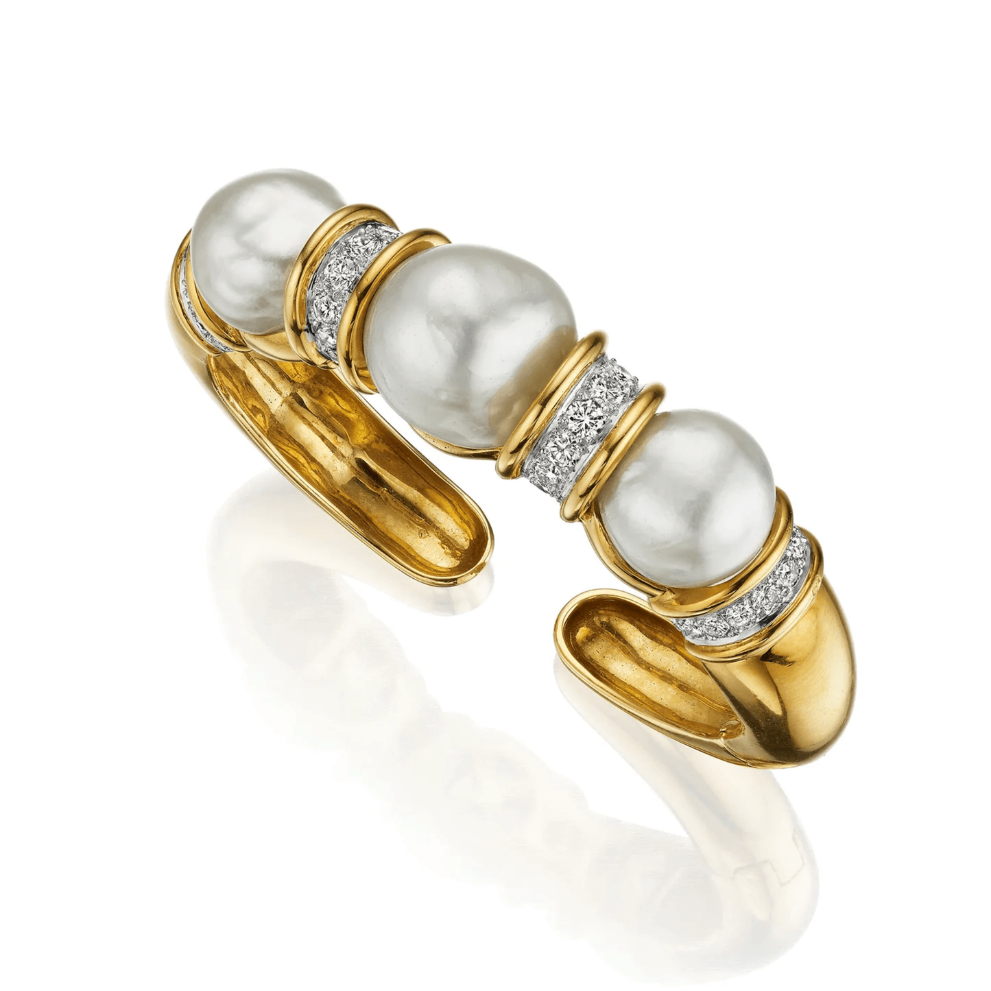 David Webb 1970s Platinum & 18KT Yellow Gold Cultured Pearl Bracelet front