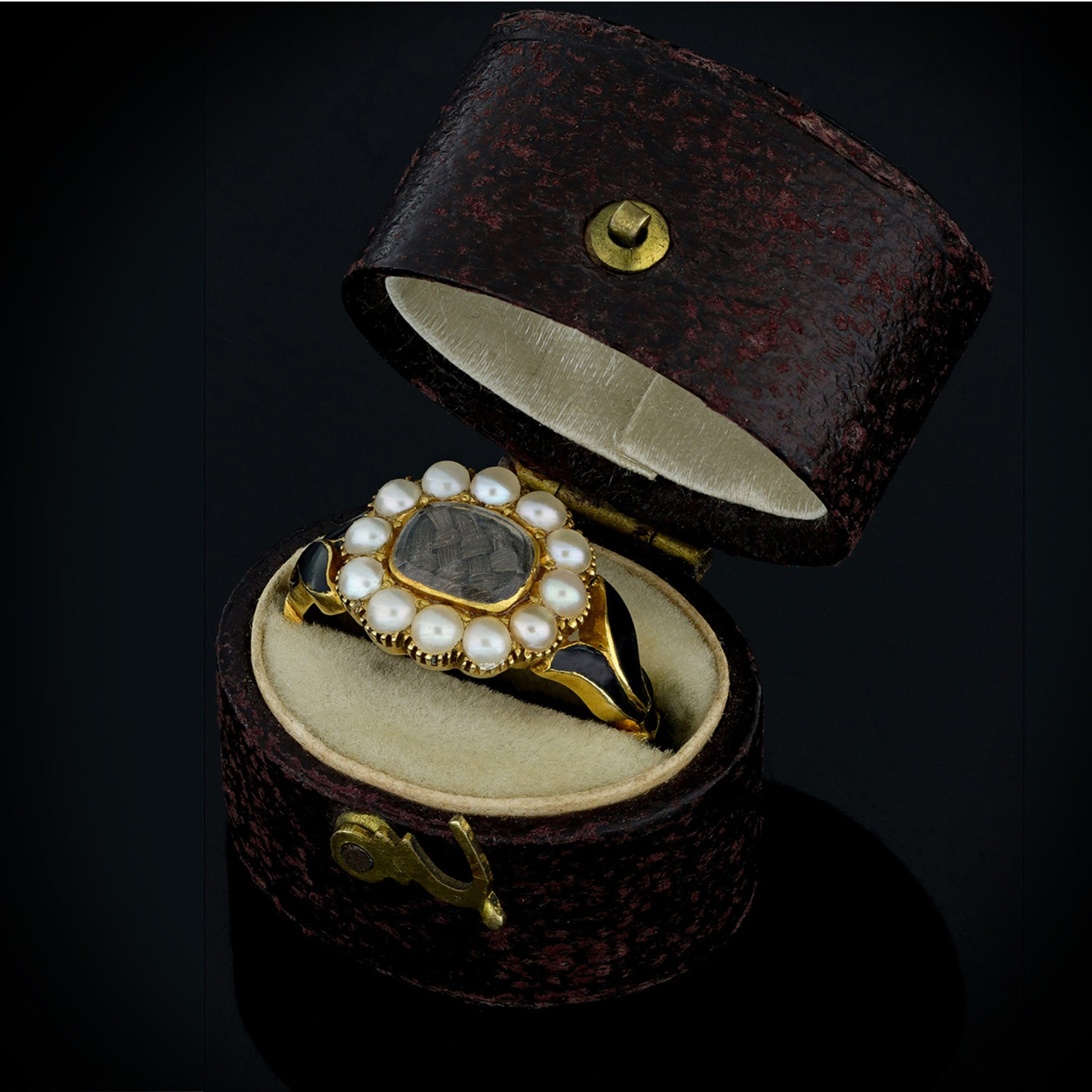 English Victorian 18KT Yellow Gold Natural Pearl & Enamel Ring in box