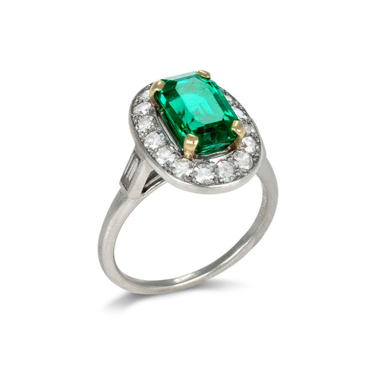 Cartier Paris 1950s Platinum & 18KT Yellow Gold Emerald & Diamond Ring profile