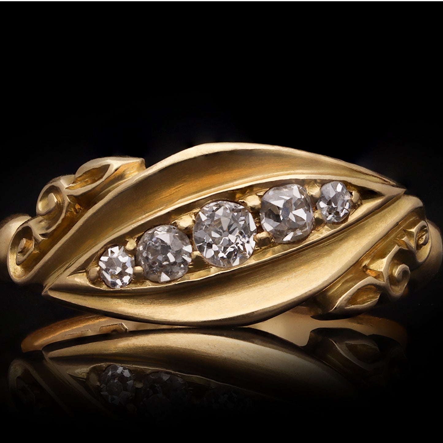 English Edwardian 18KT Yellow Gold Diamond Ring front