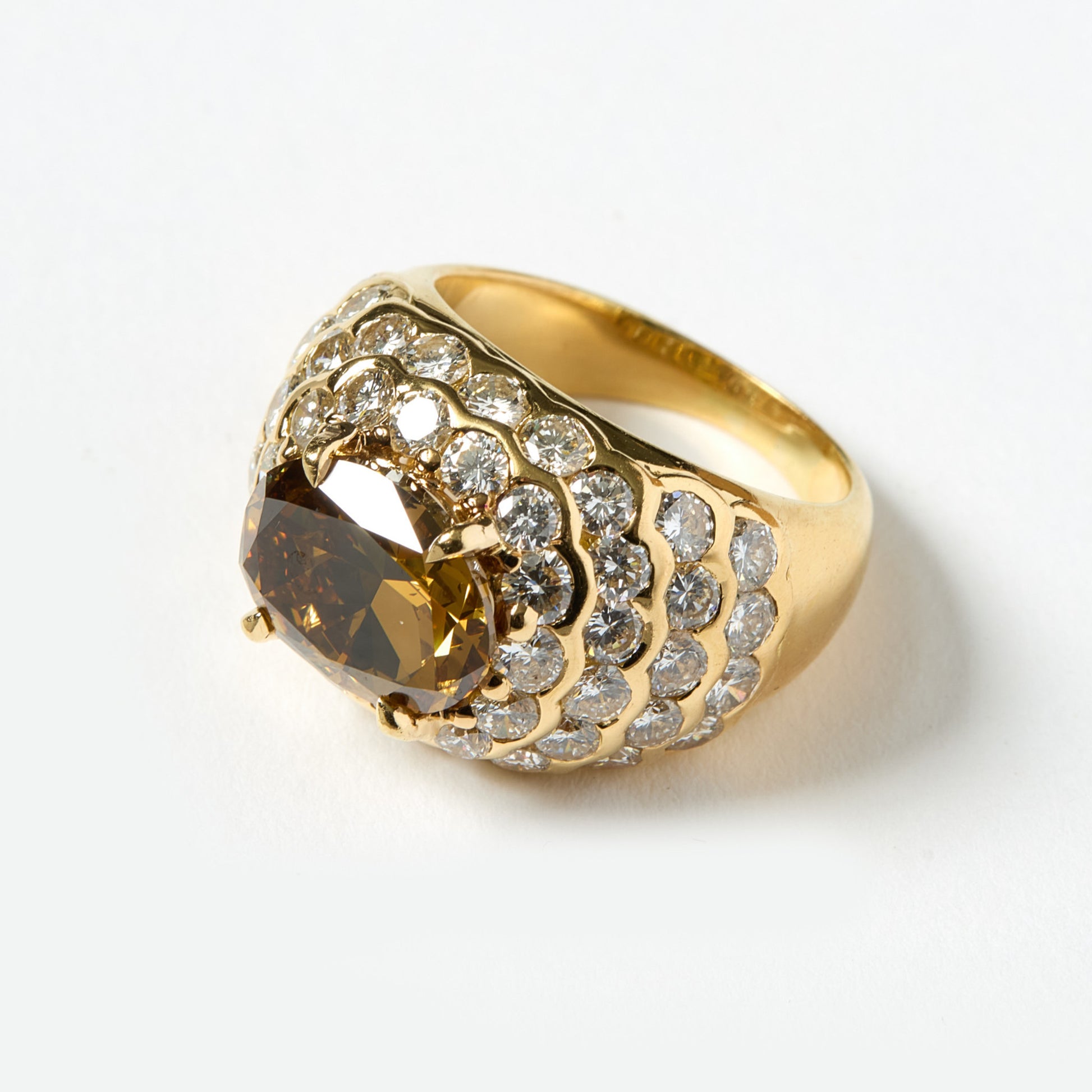 French Post-1980s 18KT Yellow Gold Diamond Ring side
