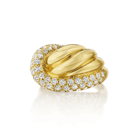Van Cleef & Arpels Paris 1970s 18KT Yellow Gold Diamond Knot Ring front