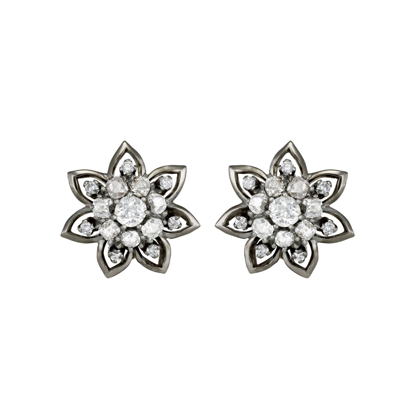 1940s Platinum & 18KT Yellow Gold Diamond Earrings front
