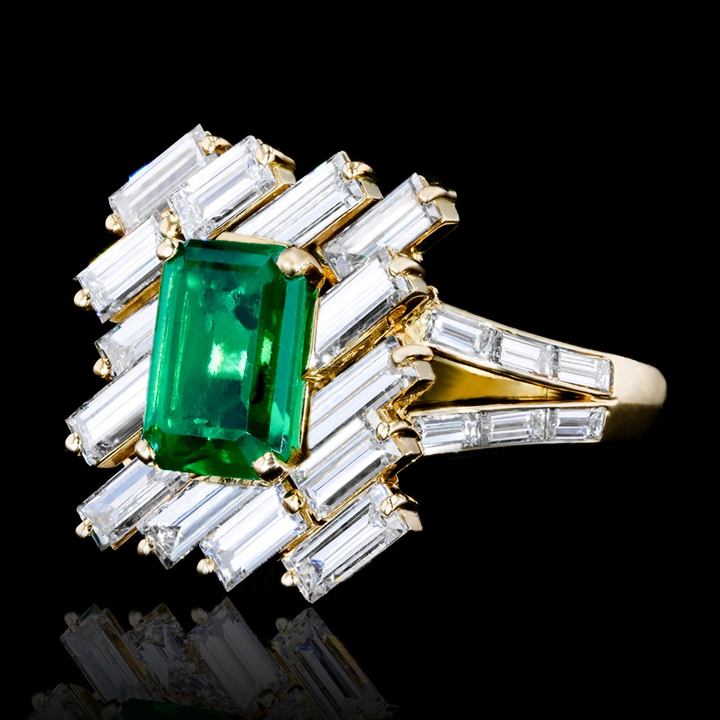 Mauboussin Paris 1970s 18KT Yellow Gold Emerald & Diamond Ring side