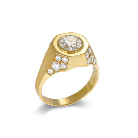 Bulgari Italian 1970s 20KT Yellow Gold Diamond Ring profile