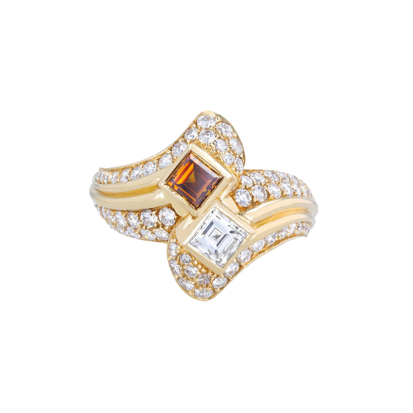 Boucheron Paris 1980s 18KT Yellow Gold Diamond Ring front