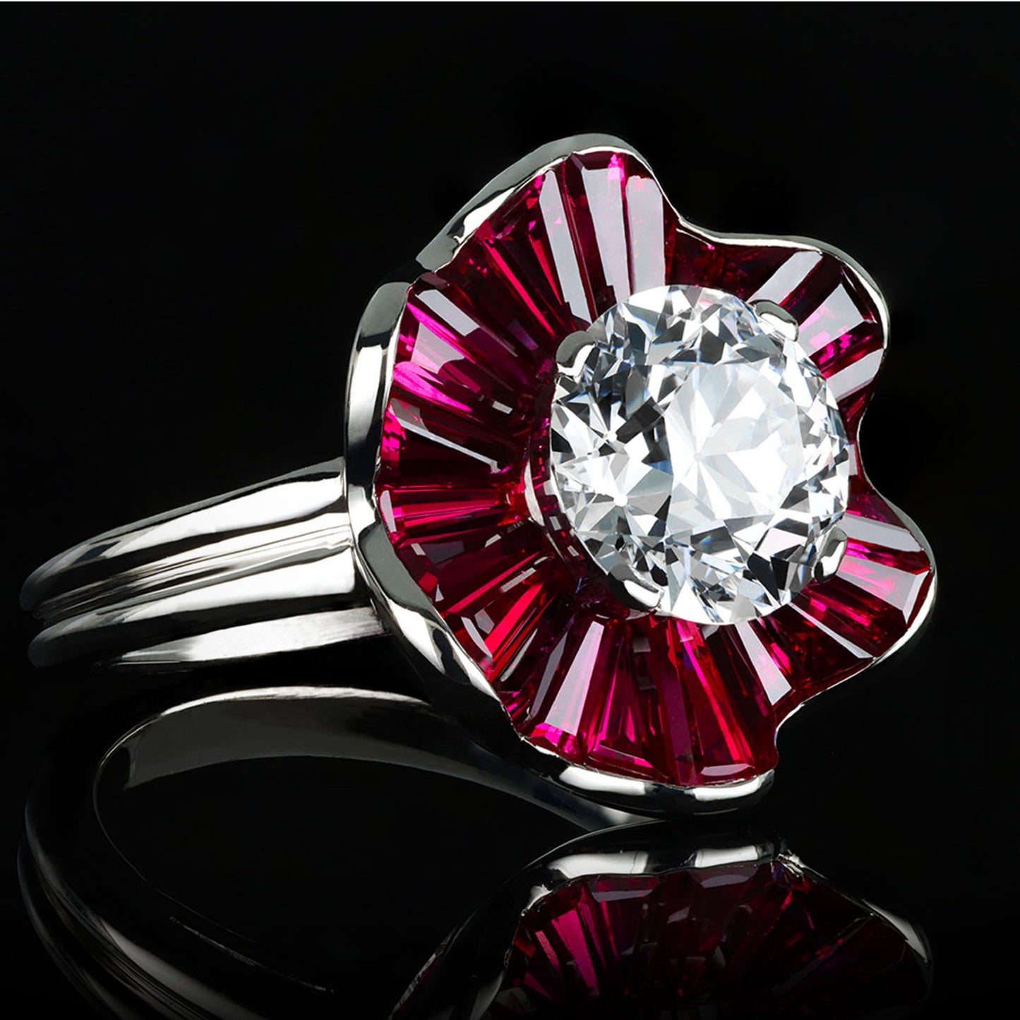 Oscar Heyman Bros. American 1970s Platinum Diamond & Ruby Ring side
