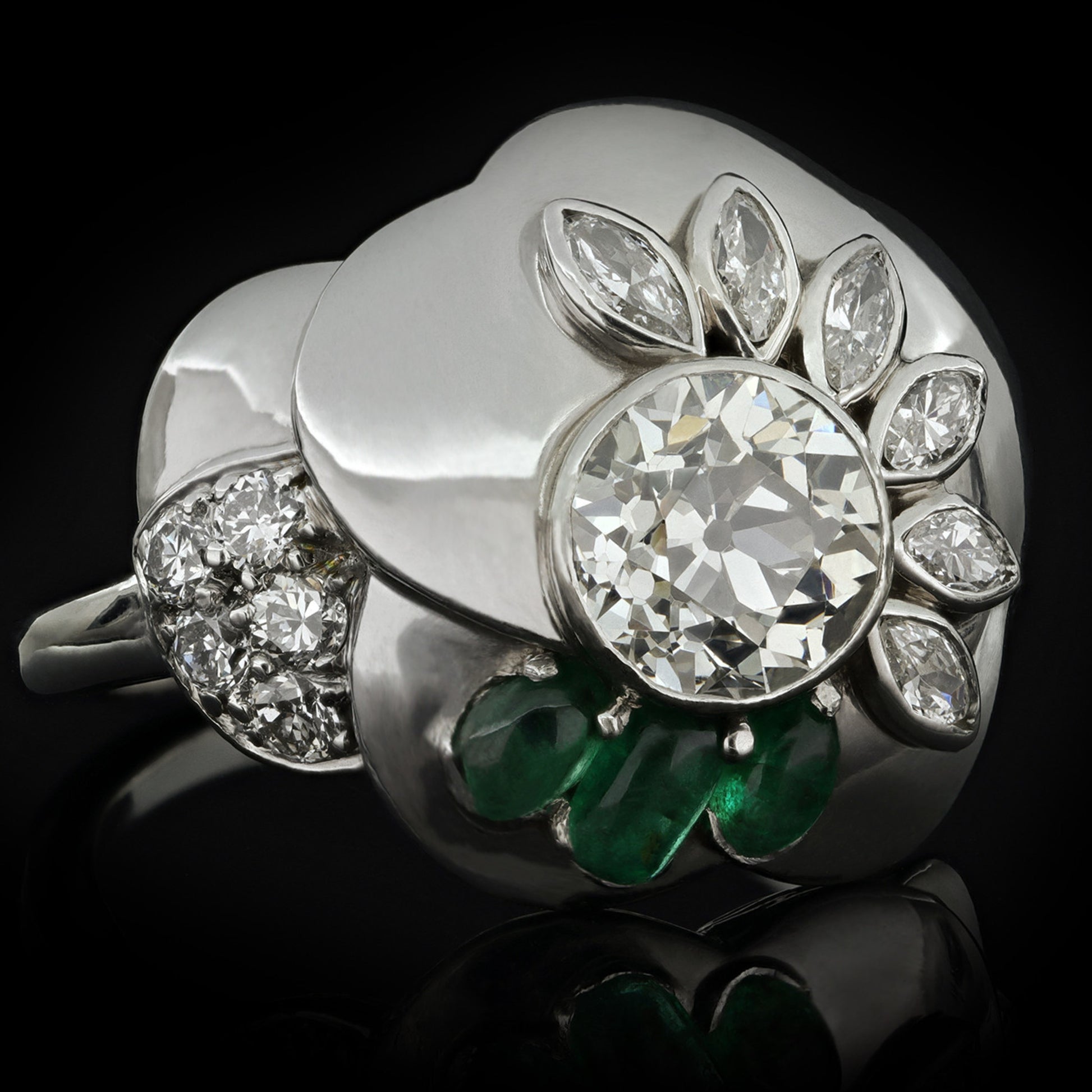 Seaman Schepps American 1960s Platinum Emerald & Diamond Ring front