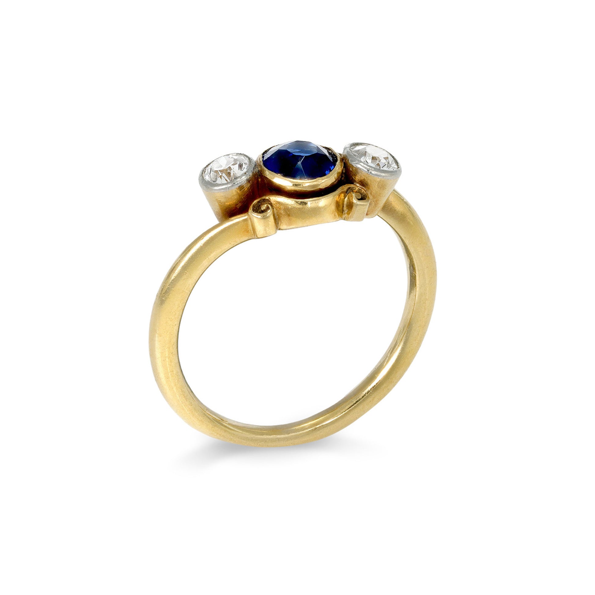 Edwardian 18KT Yellow Gold Sapphire & Diamond Ring profile