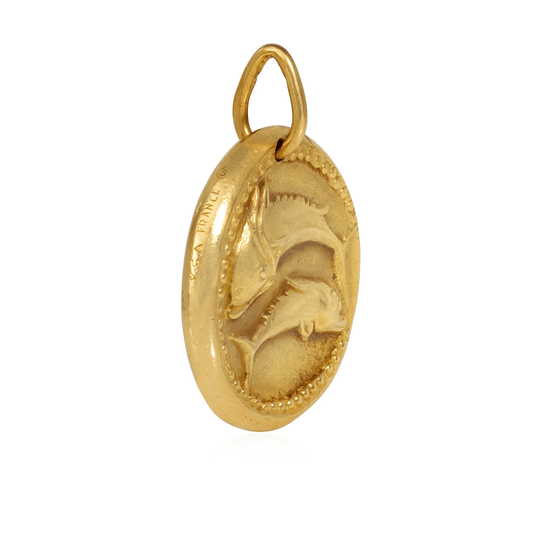 Van Cleef & Arpels France 1950s 18KT Yellow Gold Pisces Pendant side