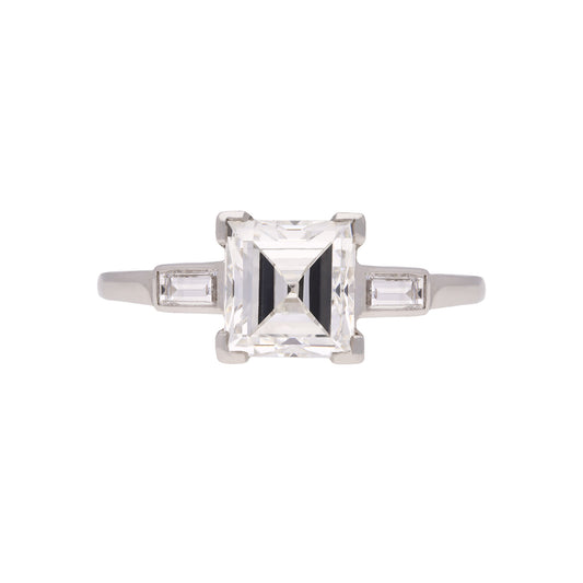 American Art Deco Platinum Diamond Ring front