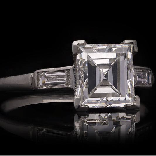 American Art Deco Platinum Diamond Ring front