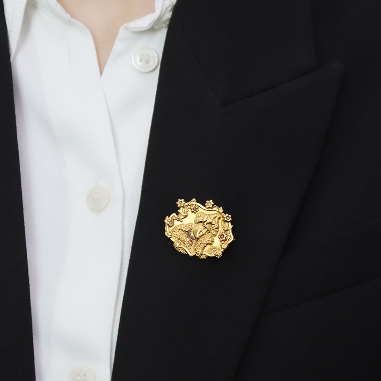 Aubé Art Nouveau 18KT Yellow Gold Diamond Brooch on lapel
